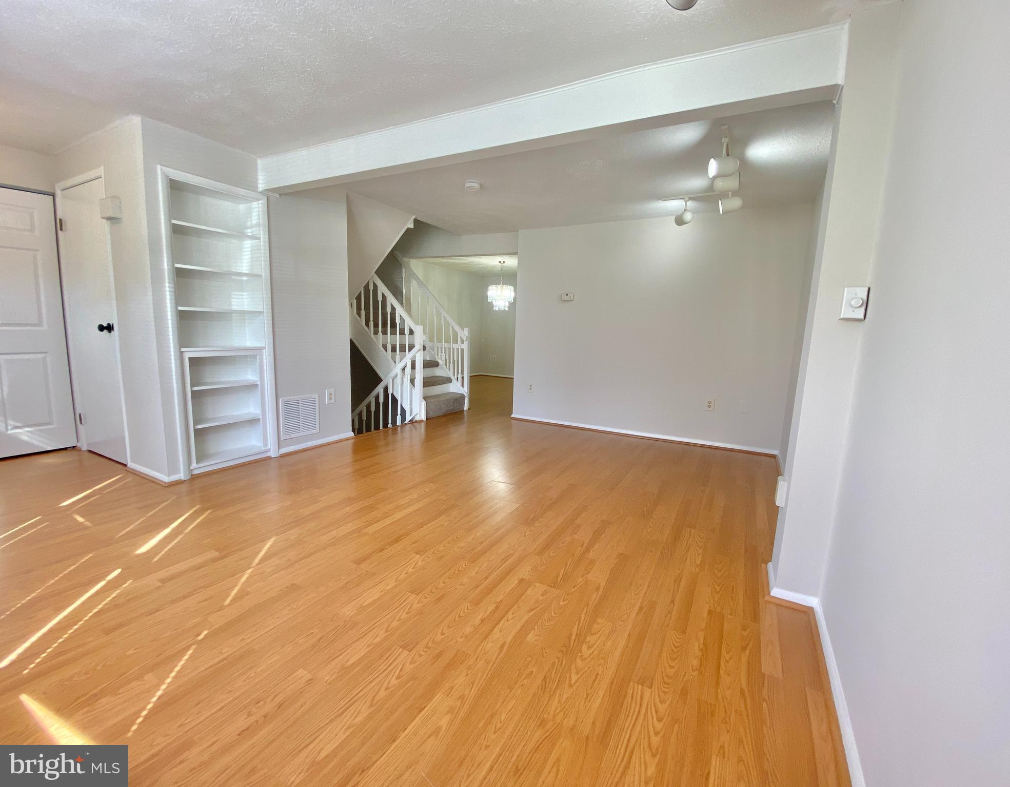6212 Hillside Road Springfield, VA 22152 - Photo 3 of 36 Charming built-in bookshelves
