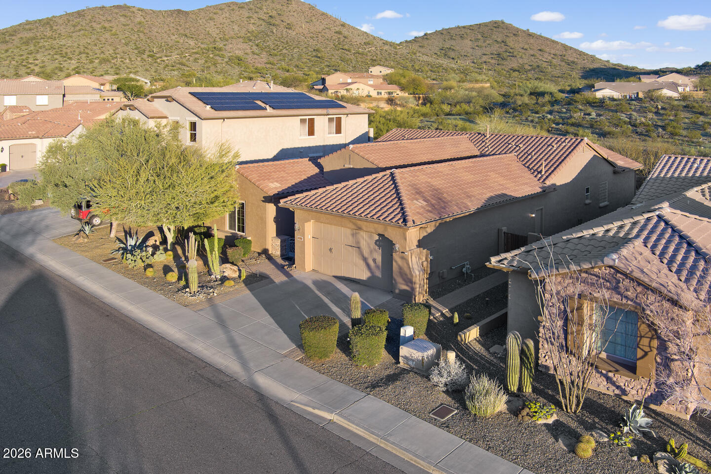 2025 West Steed Ridge Phoenix, AZ 85085 - Photo 32 of 53 MAX_0087
