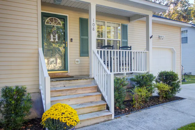 $327,000 | 108 Apache Drive, Summerville, SC 29483