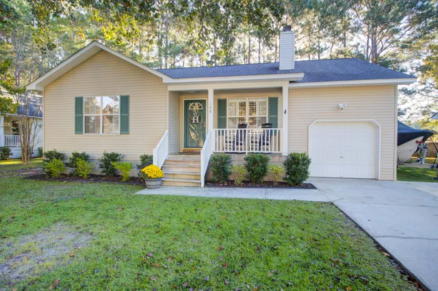 $327,000 | 108 Apache Drive, Summerville, SC 29483