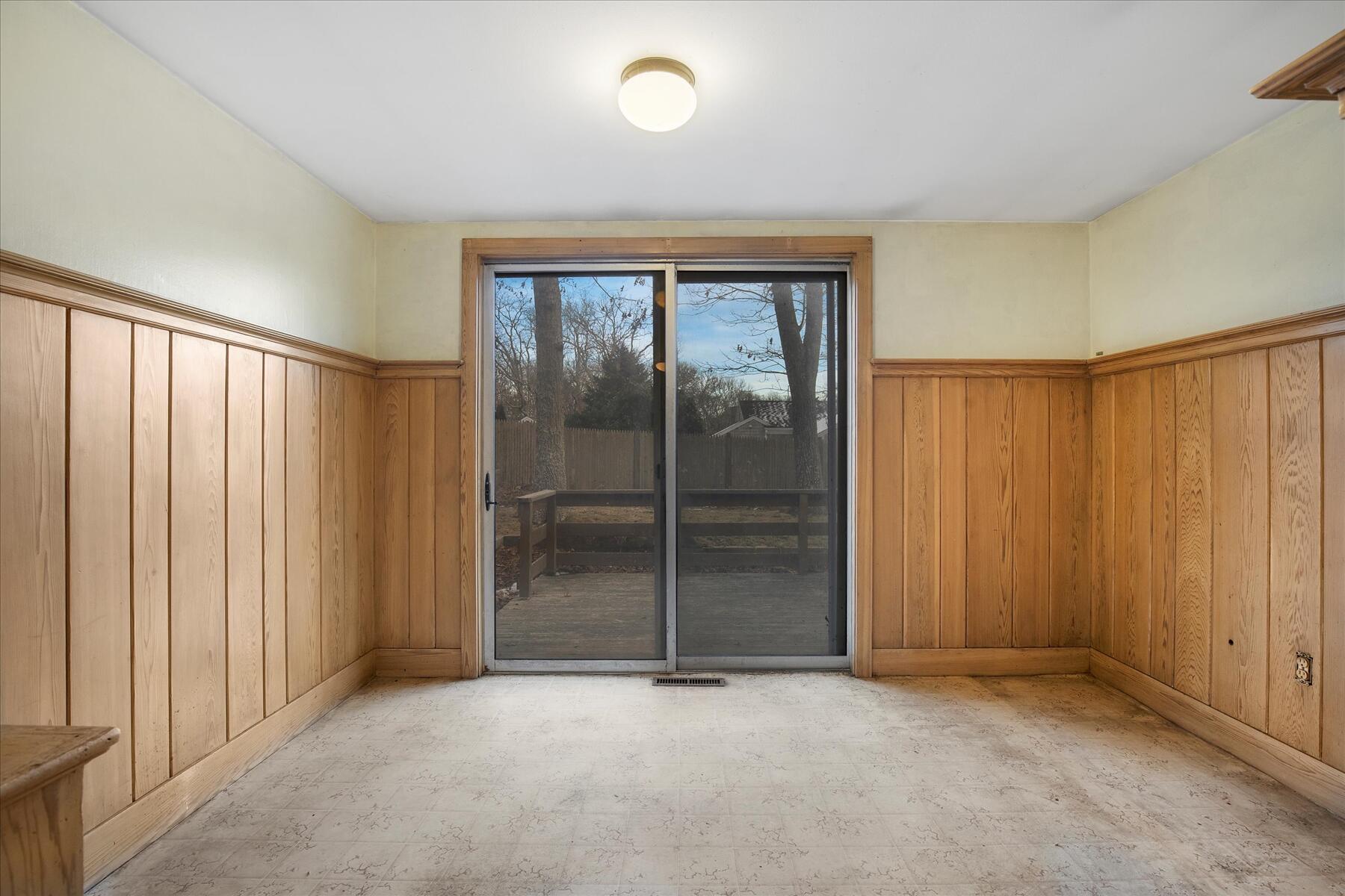 19 Larkin Lane Harwich, MA 02645 - Photo 8 of 43 19-MG_3961-r(1)