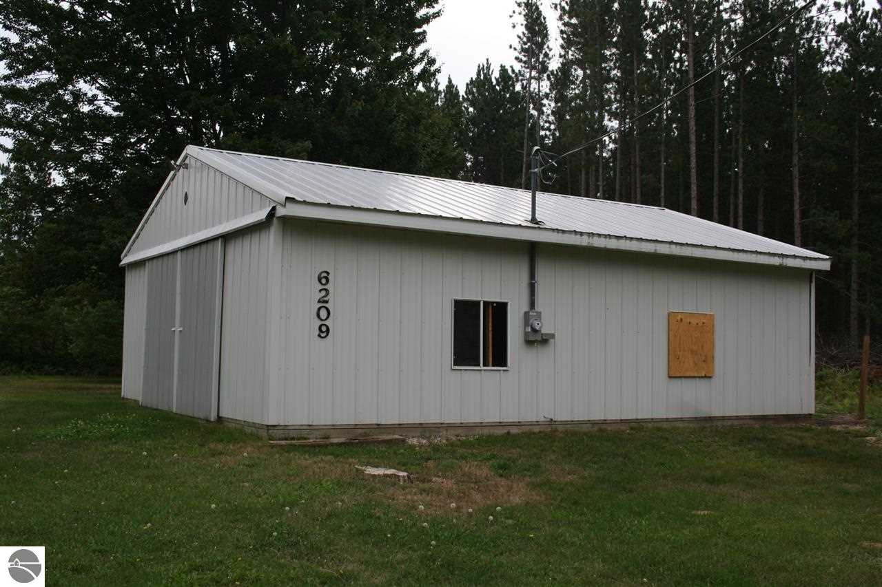 6209 Keffer Road Kingsley, MI 49649 - Photo 14 of 60 1749480-13.JPG