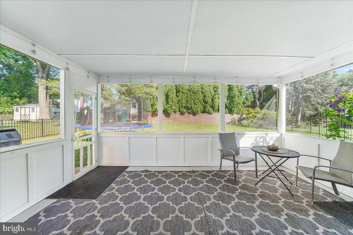 513 Beatty Road Springfield, PA 19064 - Photo 36 of 40 Screened Porch