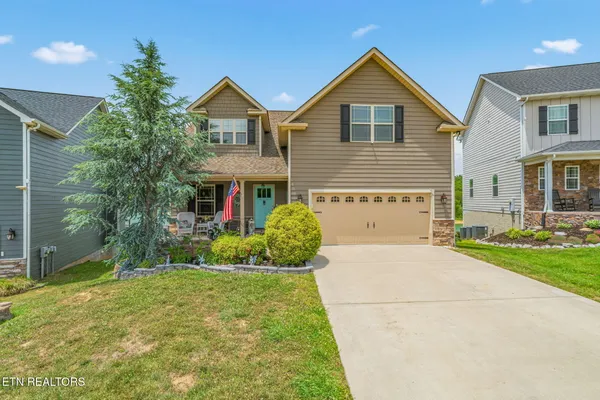 $825,000 | 161 Twilight Boulevard, Sharps Chapel, TN 37866