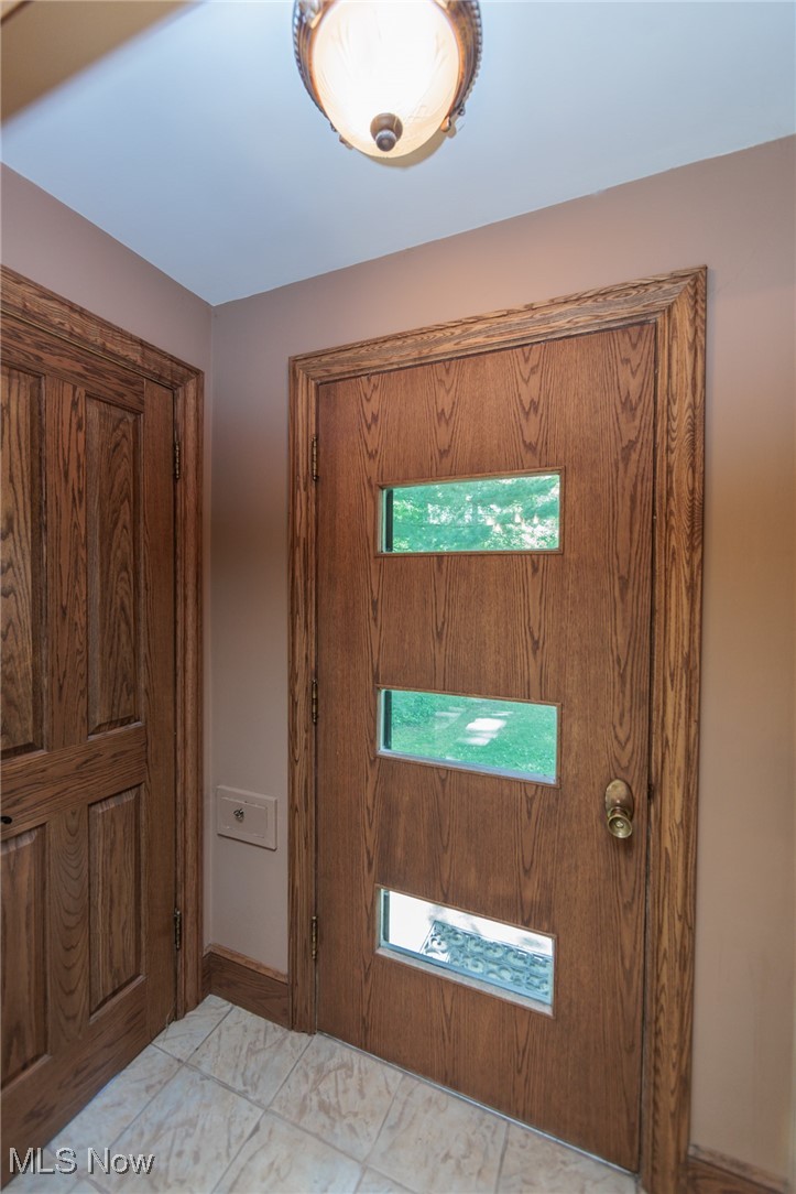 6775 Glenview Road Cleveland, OH 44143 - Photo 2 of 50 Gallery Image 2