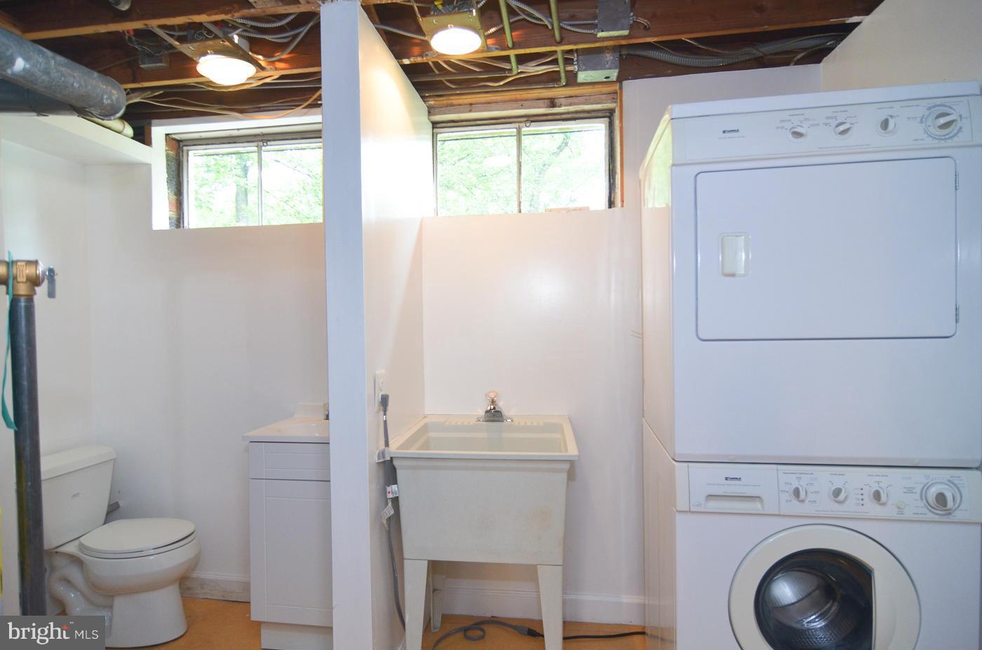7406 Dunston Street Springfield, VA 22151 - Photo 26 of 30 Laundry/Storage Room