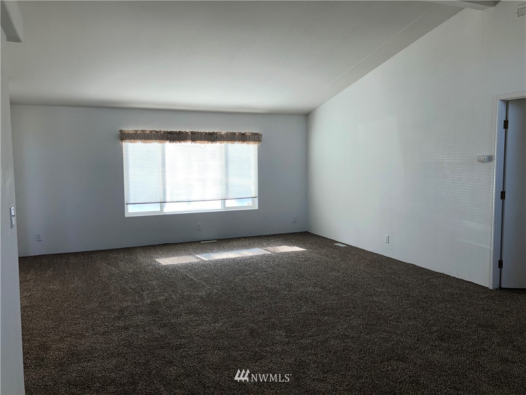 11095 Dodson Road Northwest Ephrata, WA 98823 - Photo 13 of 14 Gallery Image 13