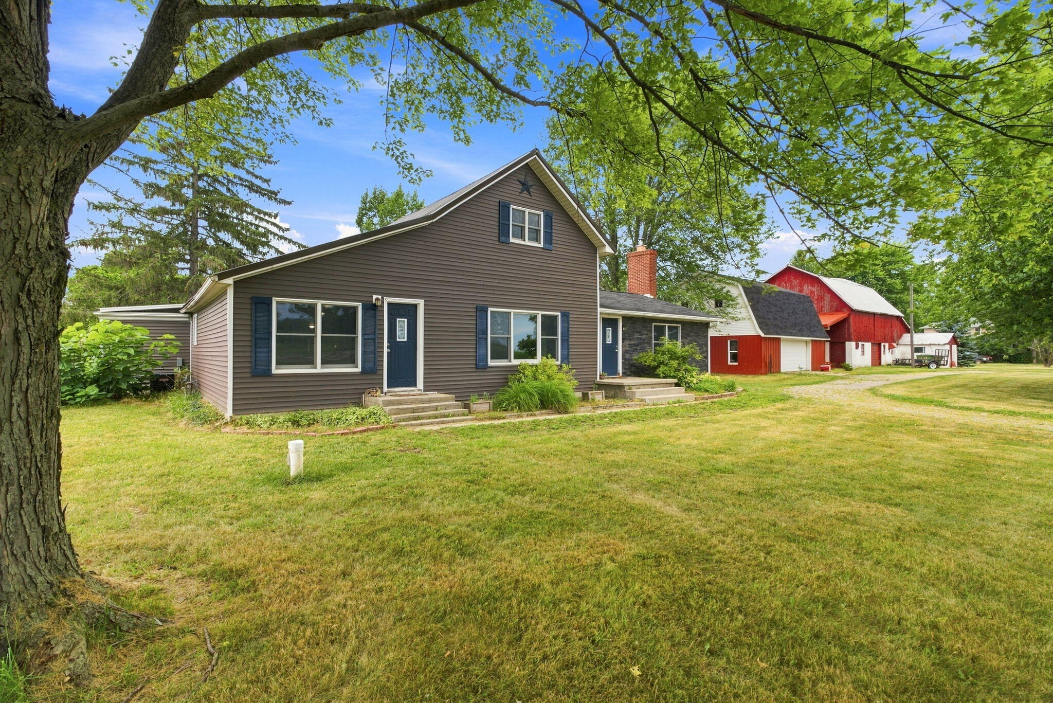 3951 North Van Dyke Road Decker, MI 48426 - Photo 1 of 28 Primary1