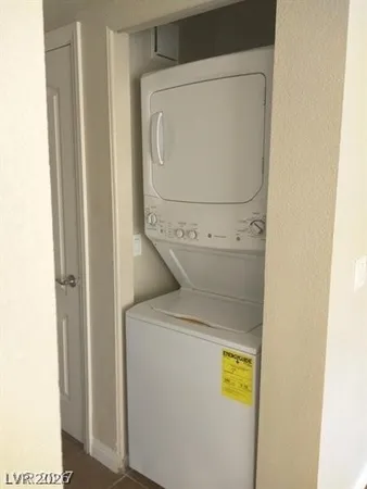 $1,300 | 7200 West Pirates Cove Road, Unit 1068, Las Vegas, NV 89145