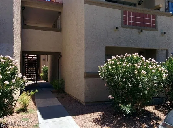 $1,300 | 7200 West Pirates Cove Road, Unit 1068, Las Vegas, NV 89145