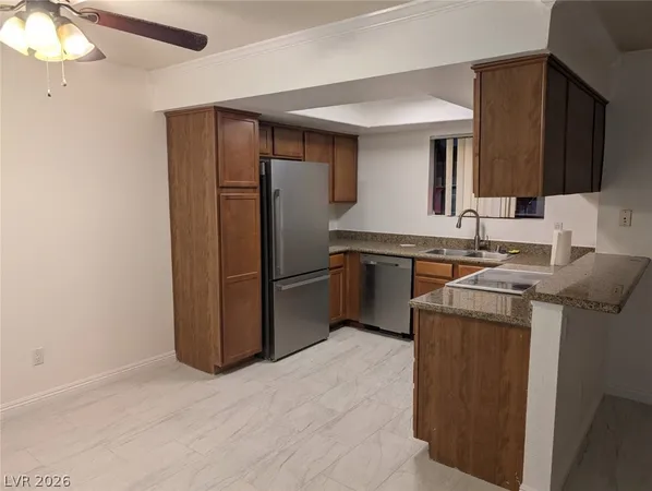 $1,300 | 7200 West Pirates Cove Road, Unit 1068, Las Vegas, NV 89145