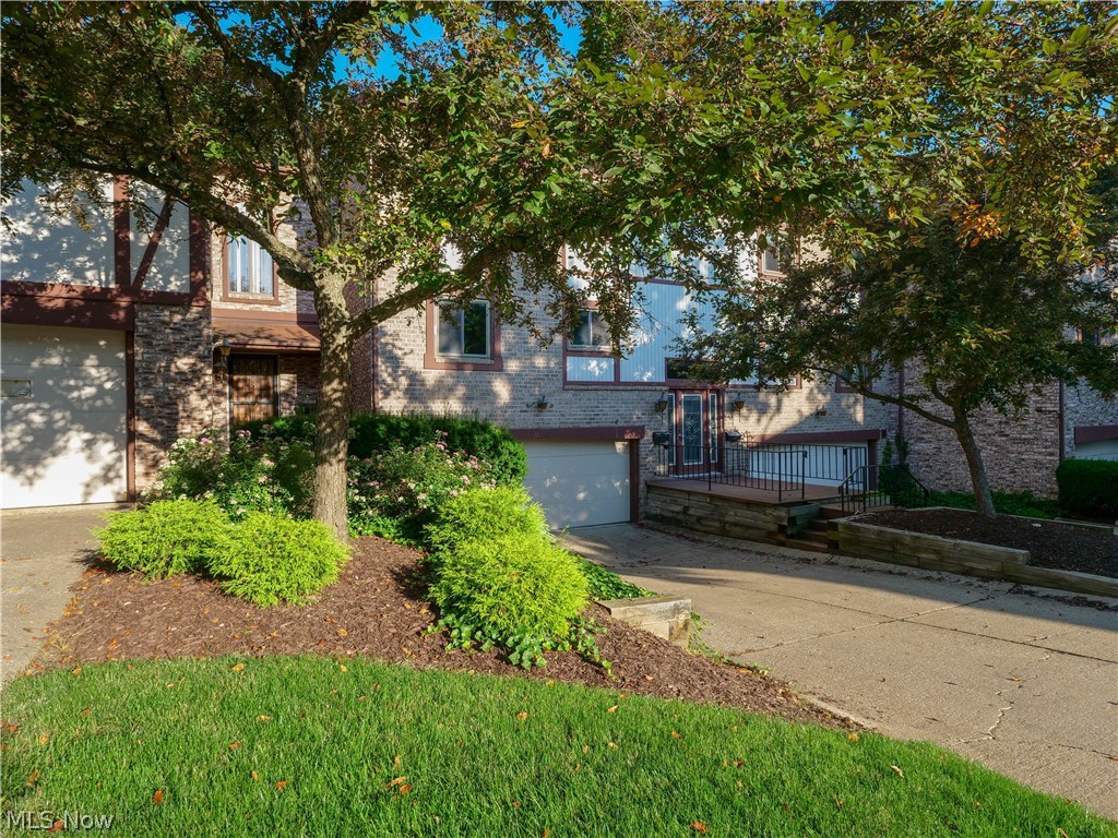22542 Center Ridge Road, Unit B Rocky River, OH 44116 - Photo 1 of 28 Gallery Image 1