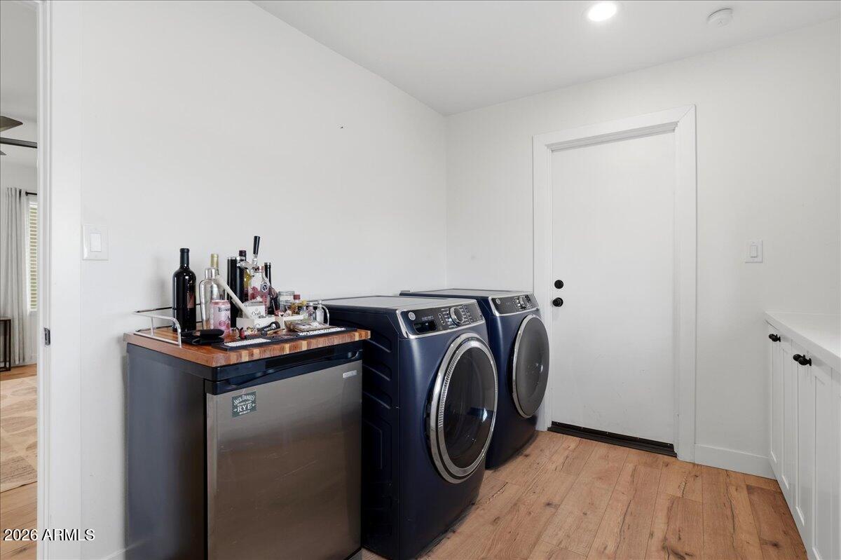 4705 South Country Club Way Tempe, AZ 85282 - Photo 35 of 52 35-Laundry