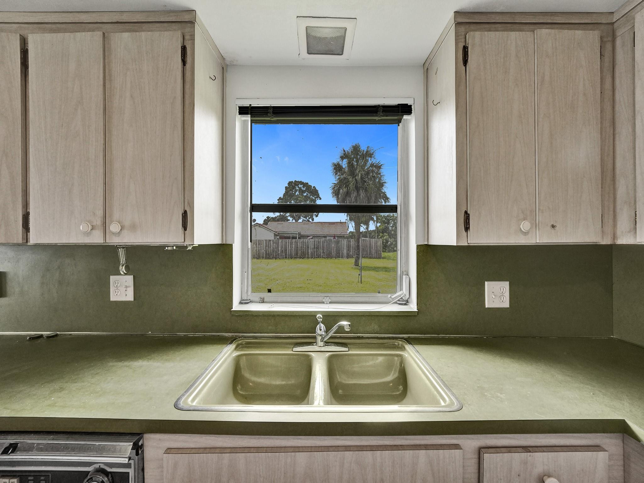 22062 Acapulco Court Boca Raton, FL 33428 - Photo 3 of 39 Photo 3
