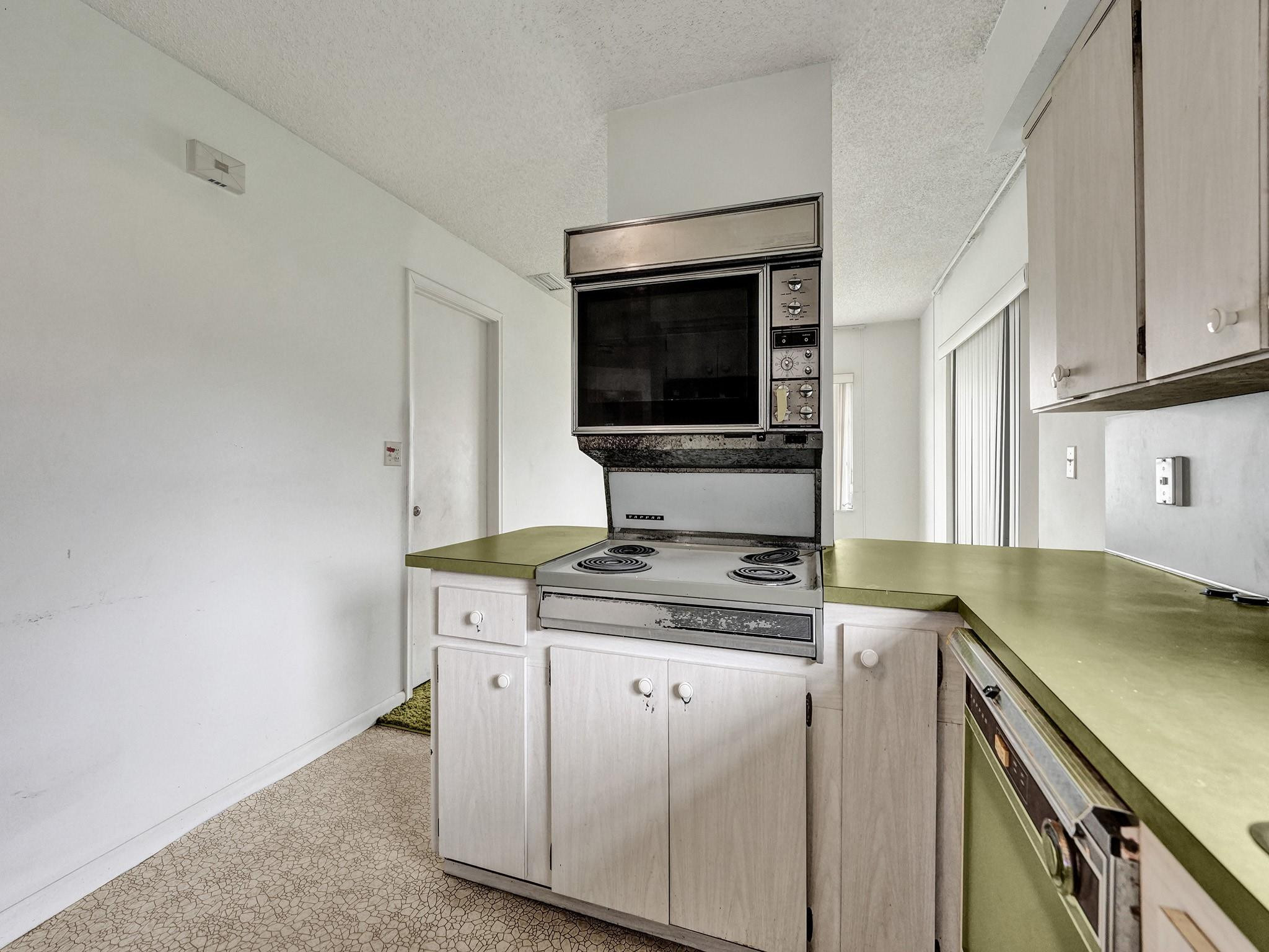 22062 Acapulco Court Boca Raton, FL 33428 - Photo 5 of 39 Photo 5