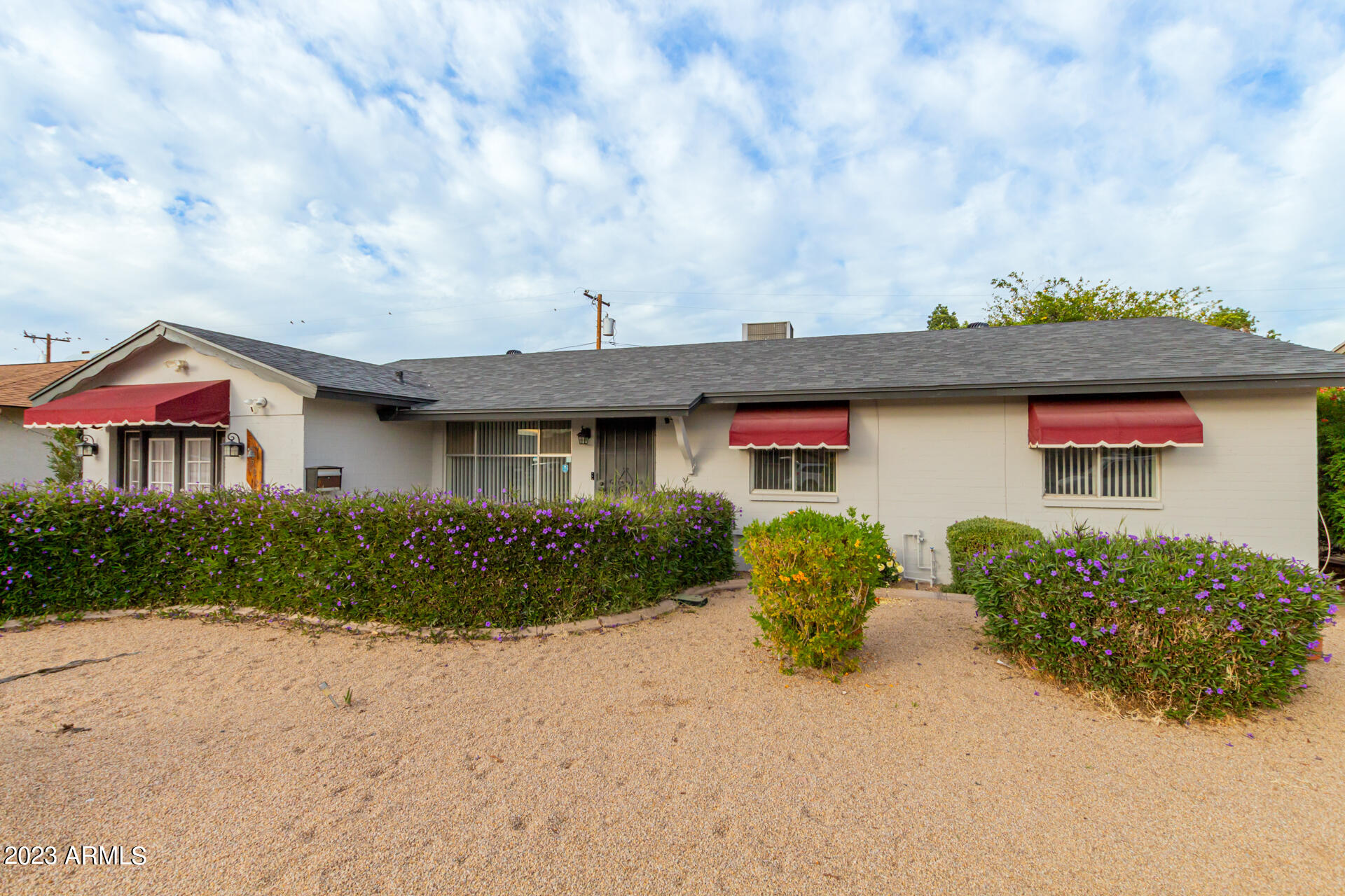 2522 West Charter Oak Road Phoenix, AZ 85029 - Photo 3 of 26 03-Charter Oak