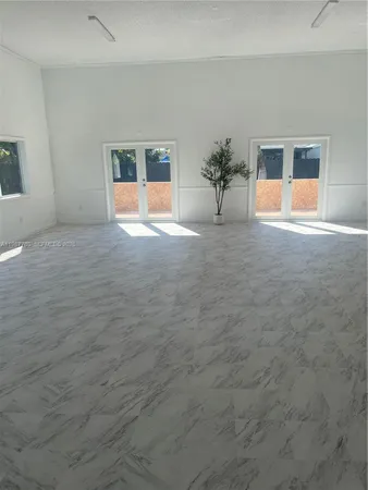 $5,500 | 20700 Southwest 122nd Avenue, Miami, FL 33177