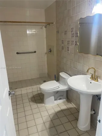 $5,500 | 20700 Southwest 122nd Avenue, Miami, FL 33177