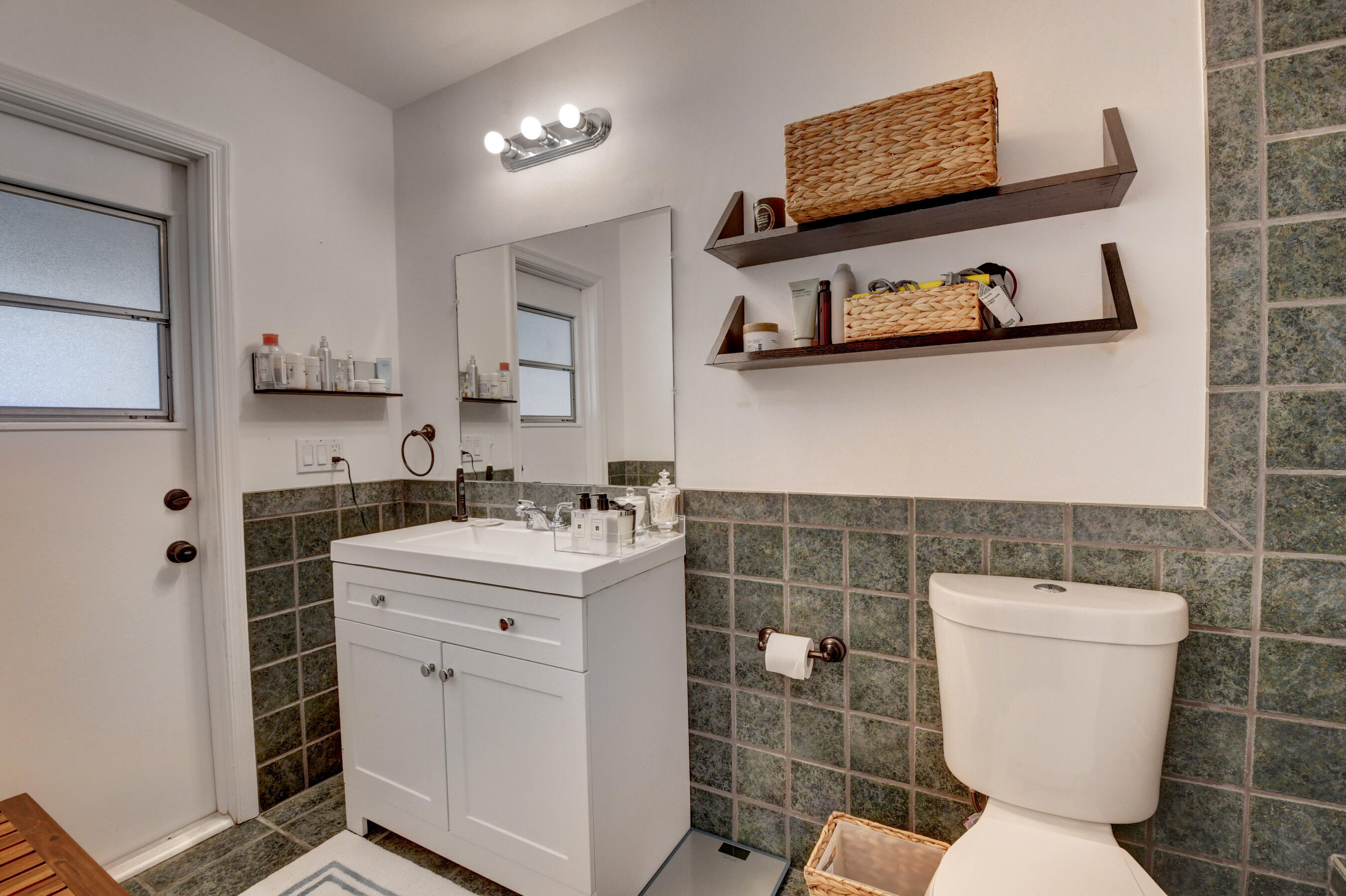 17679 Woodview Terrace Boca Raton, FL 33487 - Photo 20 of 33 47_dsc_6548_49_50_51_52