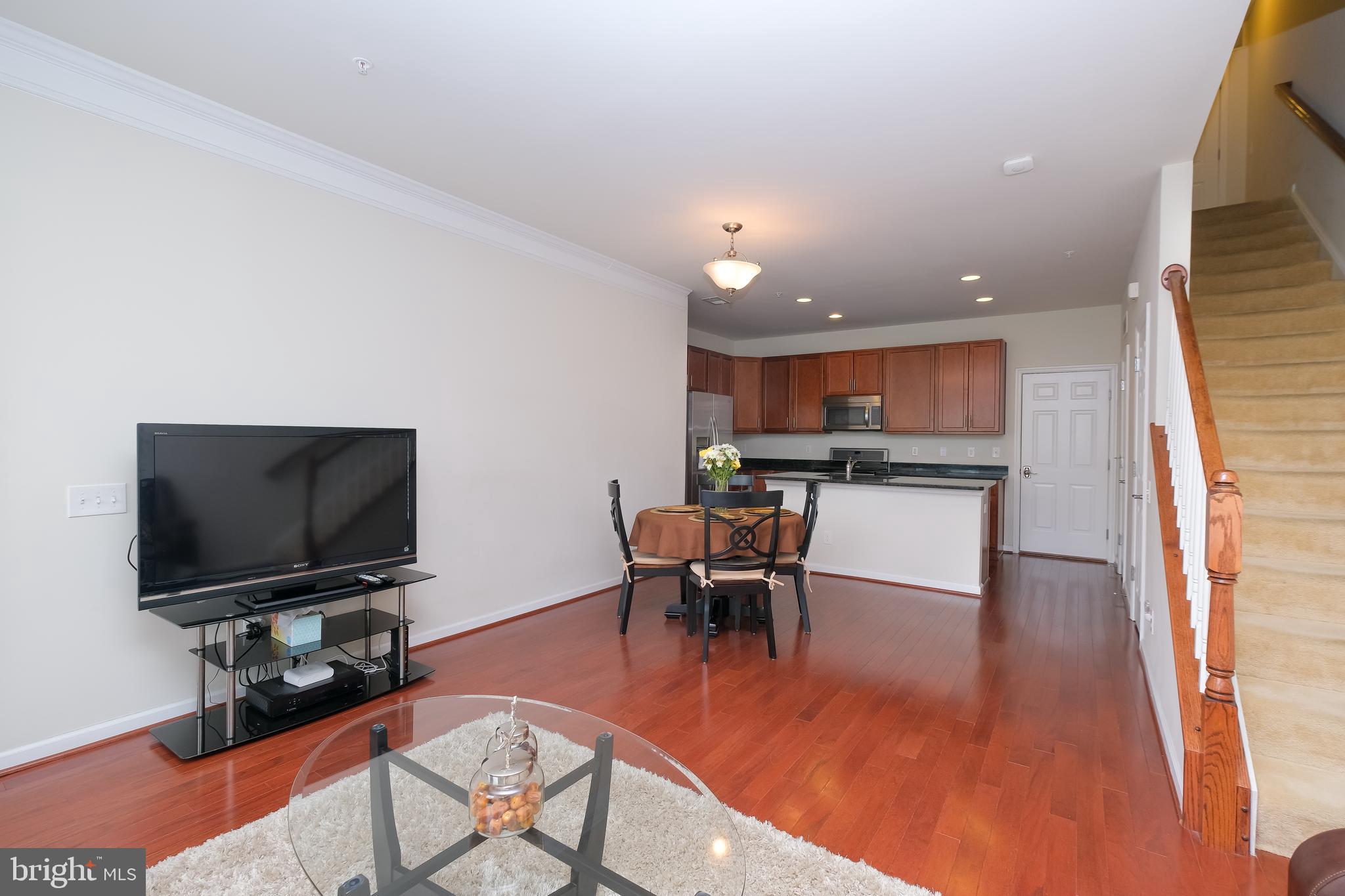 3038 Rittenhouse Circle, Unit 43 Fairfax, VA 22031 - Photo 6 of 23 Dining Room