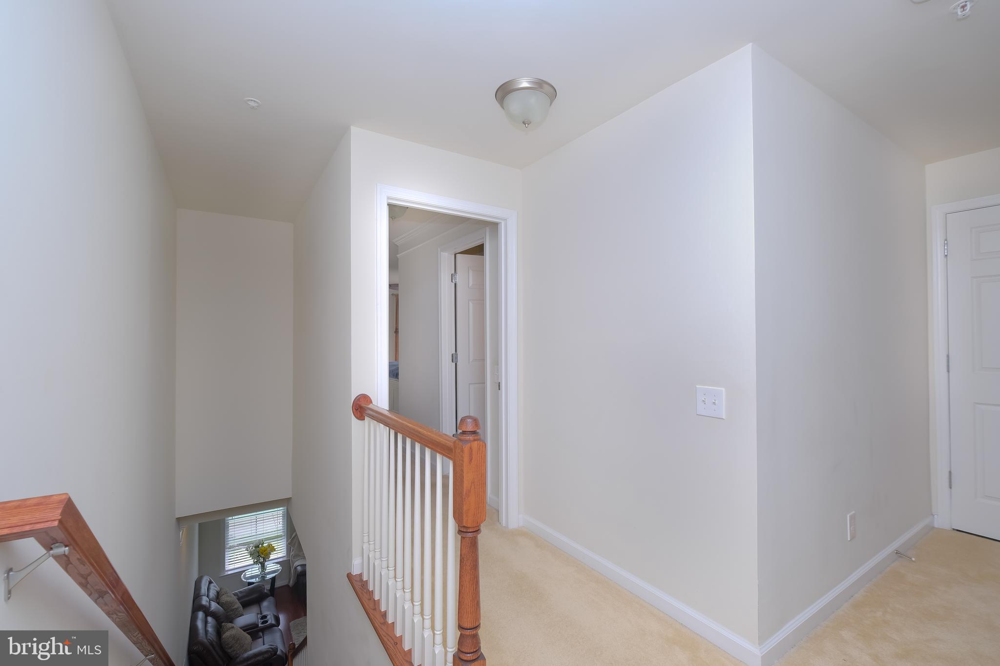 3038 Rittenhouse Circle, Unit 43 Fairfax, VA 22031 - Photo 9 of 23 Upper Hall Way