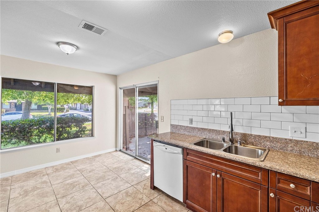 9260 Delano Drive Riverside, CA 92503 - Photo 13 of 26