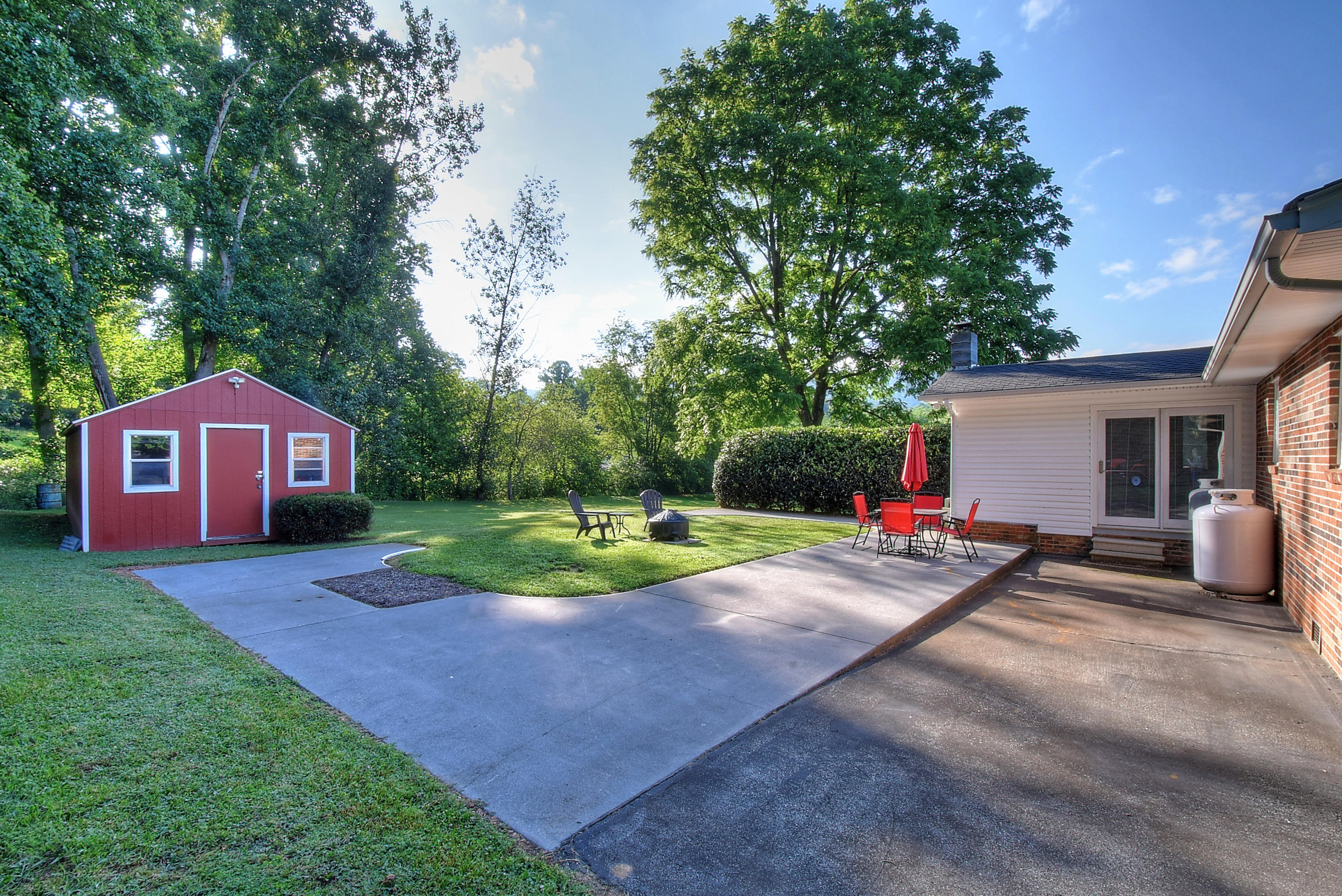 113 Gay Fletcher Road Elizabethton, TN 37643 - Photo 34 of 40 DSC_0150_1_2