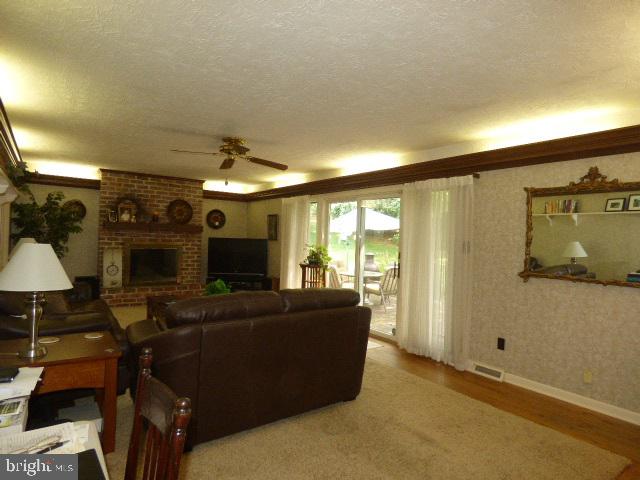 3440 Harrowgate Road York, PA 17402 - Photo 12 of 24 Gallery Image 12