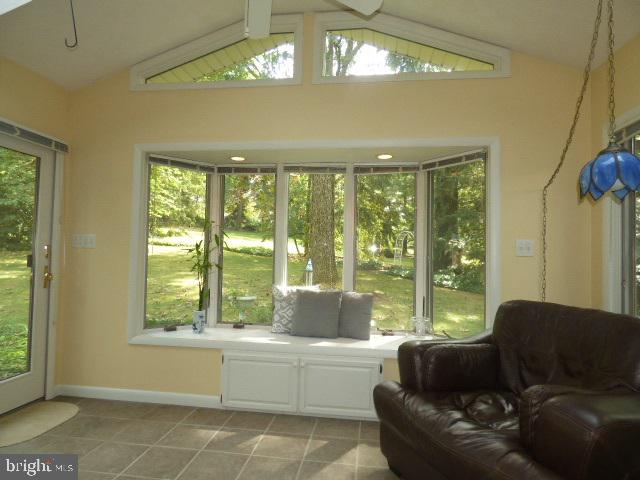 3440 Harrowgate Road York, PA 17402 - Photo 10 of 24 Gallery Image 10