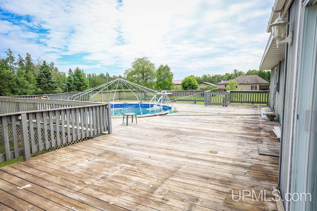 5626 River Road Manistique, MI 49854 - Photo 15 of 69