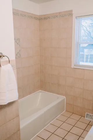 $2,700 | 919 Seneca Drive, Crown Point, IN 46307