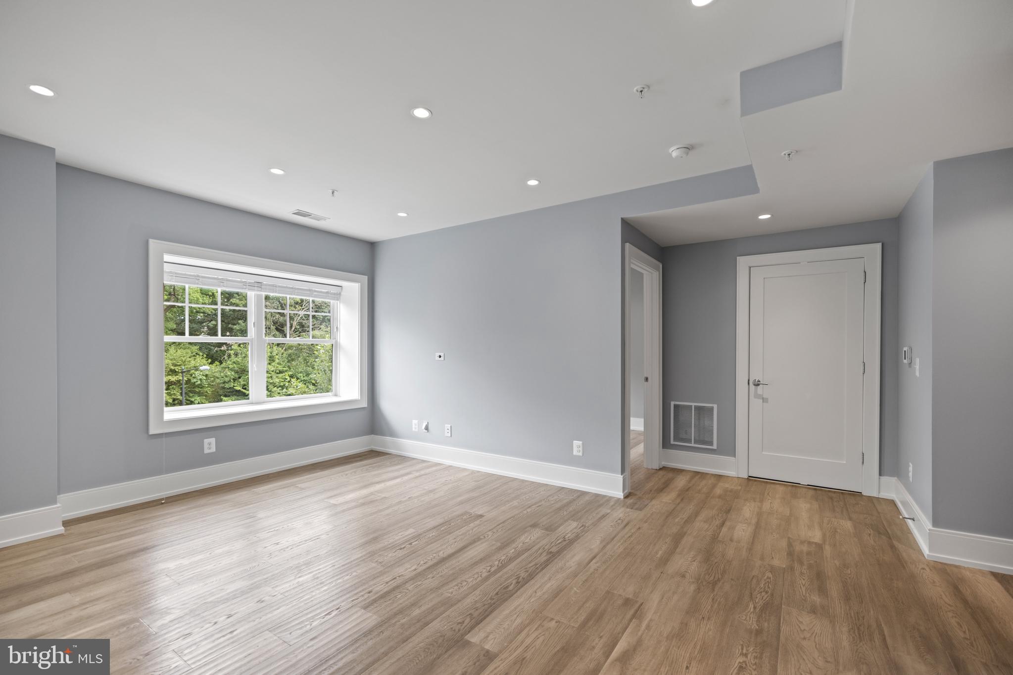 2434 16th Street Northwest, Unit 301 Washington, DC 20009 - Photo 8 of 29