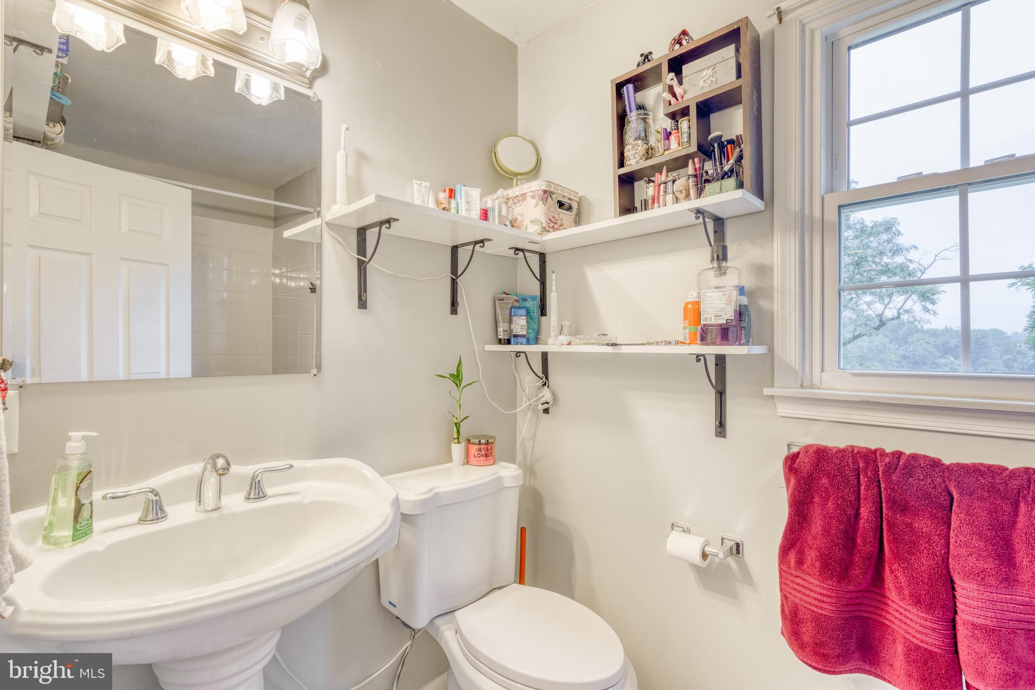 1431 Deer Park Road Finksburg, MD 21048 - Photo 14 of 35 main level full bathroom