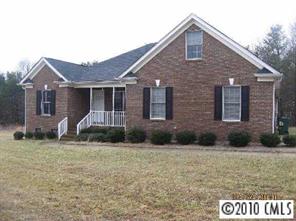 1636 Mayberry Road Dallas, NC 28034 - Photo 1 of 8 Gallery Image 1