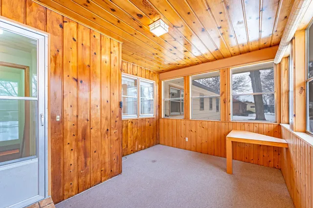 $189,900 | 1228 South Ramsey Street, Blue Earth, MN 56013