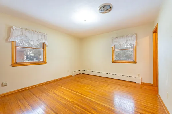 $189,900 | 1228 South Ramsey Street, Blue Earth, MN 56013