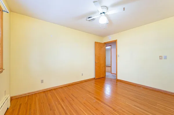 $189,900 | 1228 South Ramsey Street, Blue Earth, MN 56013