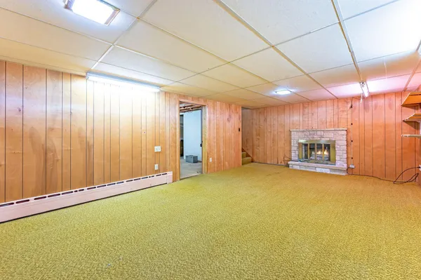 $189,900 | 1228 South Ramsey Street, Blue Earth, MN 56013