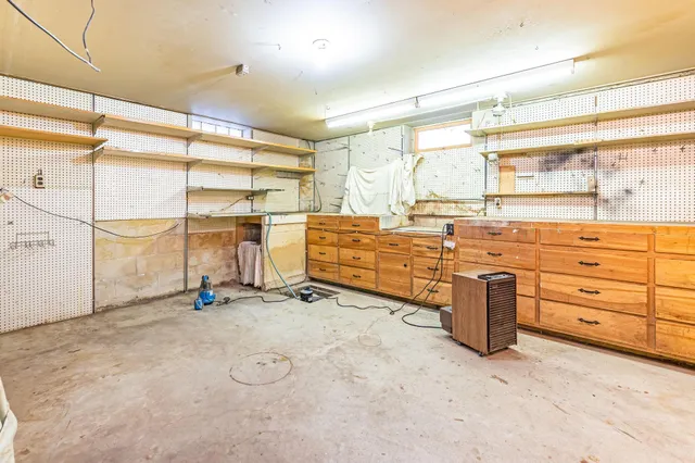 $189,900 | 1228 South Ramsey Street, Blue Earth, MN 56013