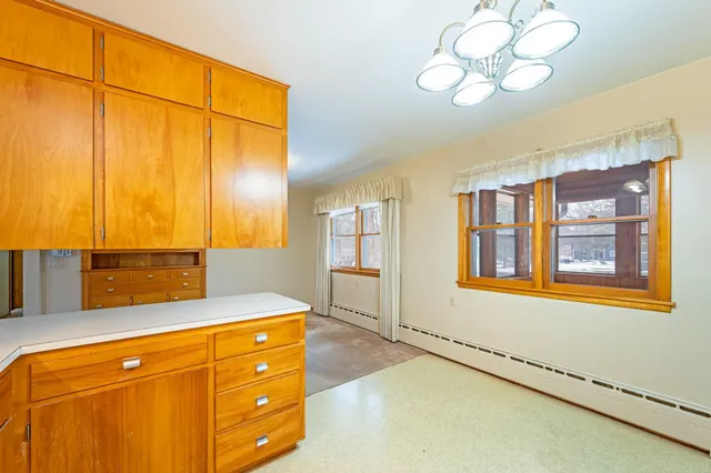 $189,900 | 1228 South Ramsey Street, Blue Earth, MN 56013