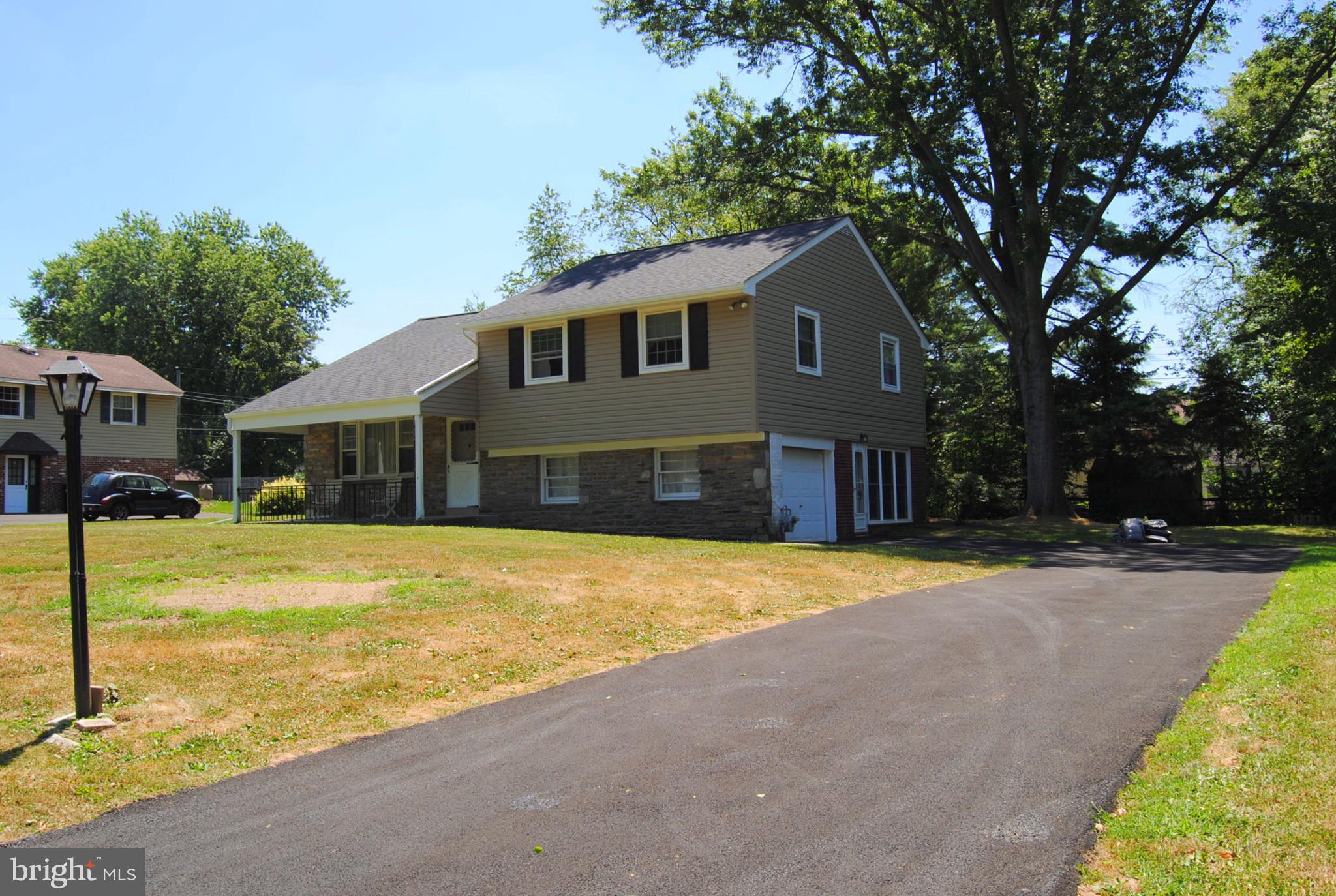 1566 Erbs Mill Road Blue Bell, PA 19422 - Photo 2 of 25 Gallery Image 2