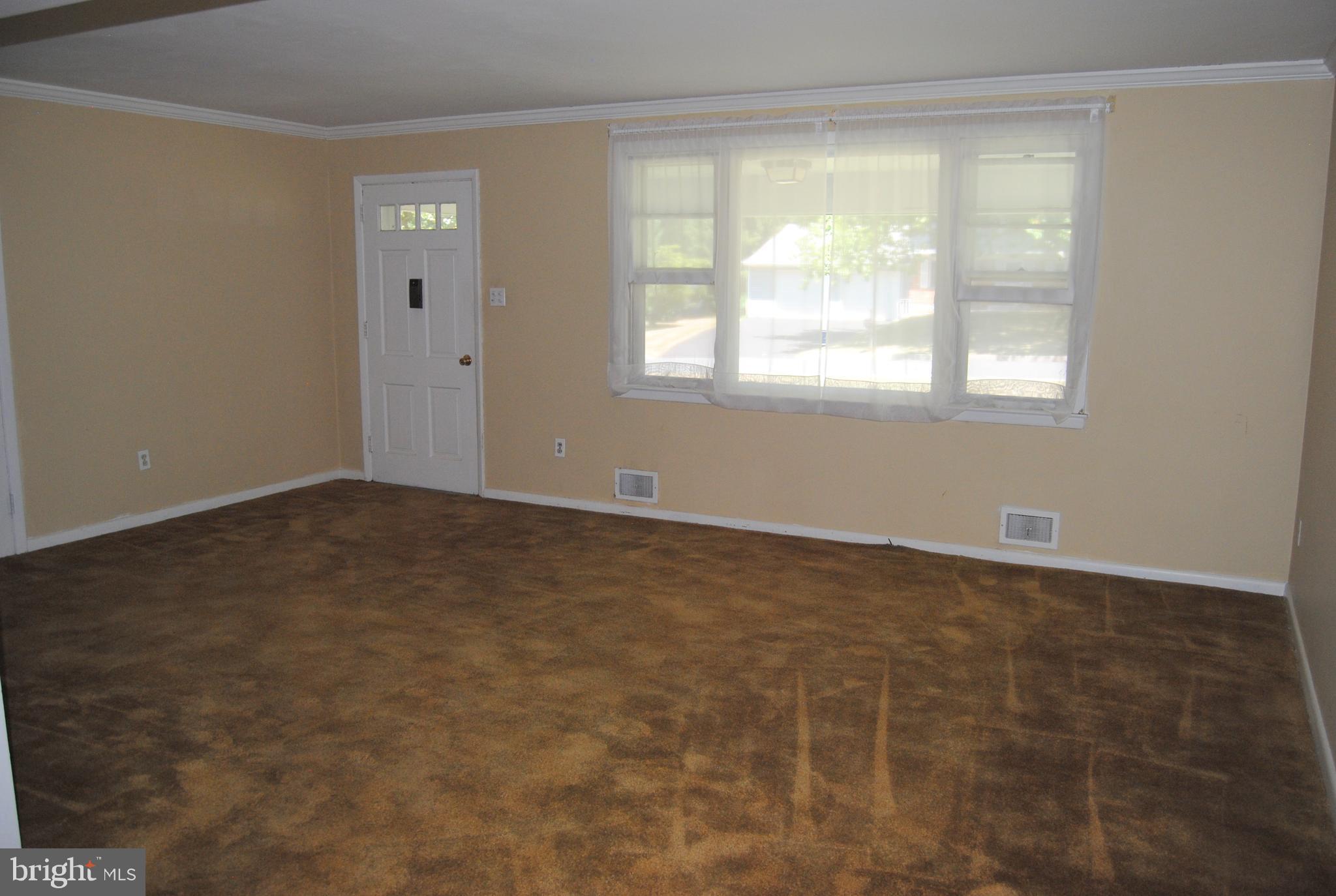 1566 Erbs Mill Road Blue Bell, PA 19422 - Photo 5 of 25 Living room