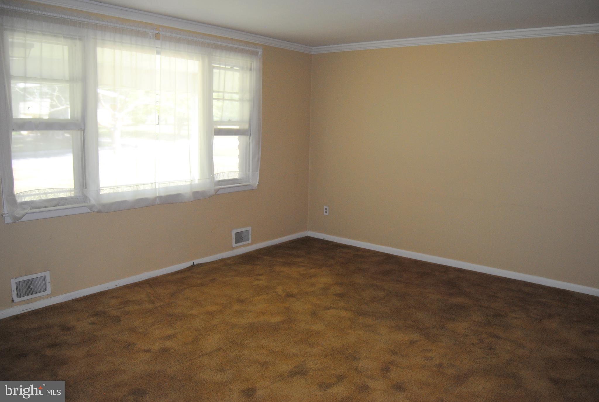 1566 Erbs Mill Road Blue Bell, PA 19422 - Photo 6 of 25 Living room