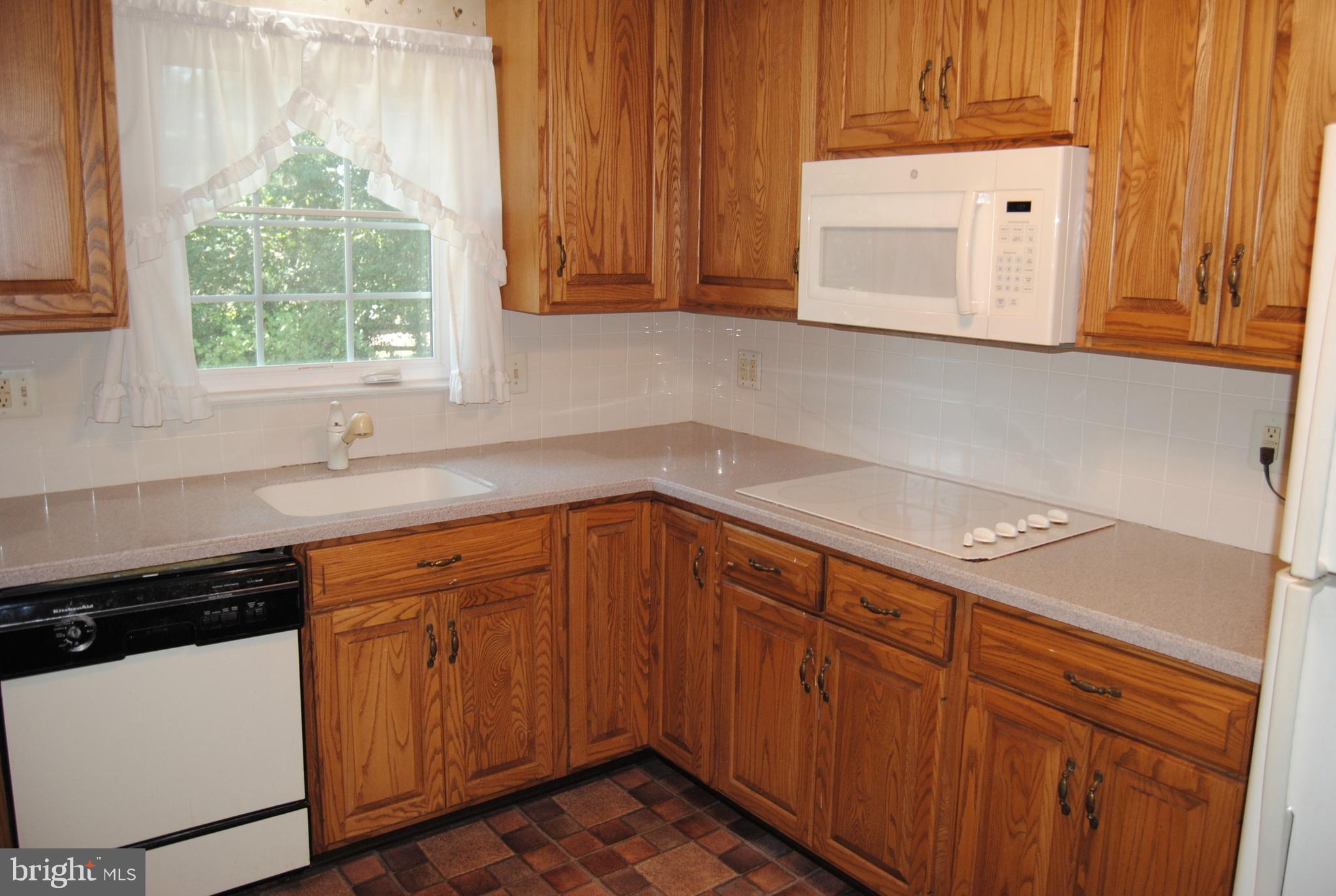 1566 Erbs Mill Road Blue Bell, PA 19422 - Photo 9 of 25 Kitchen