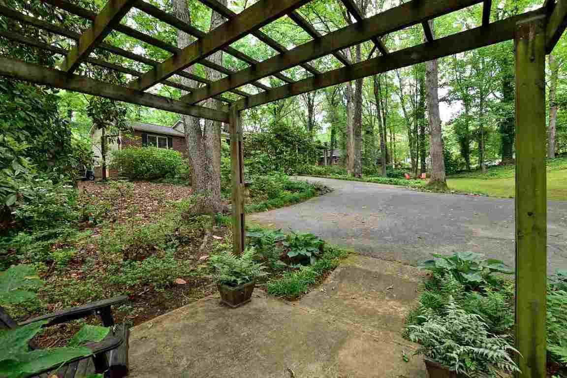 211 Augusta Road Clemson, SC 29631 - Photo 31 of 35