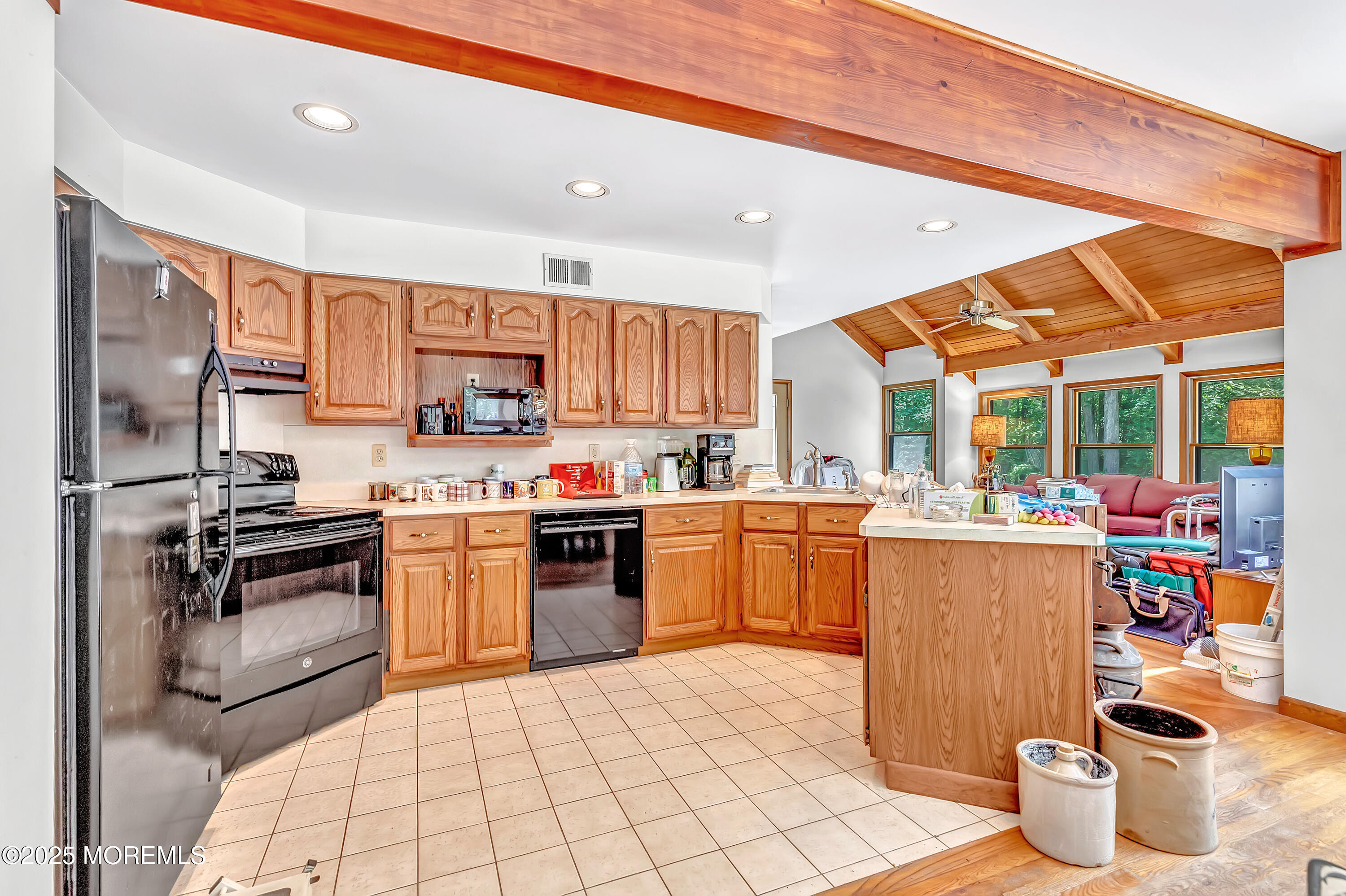 538 Perrineville Road Jackson, NJ 08527 - Photo 4 of 26 18