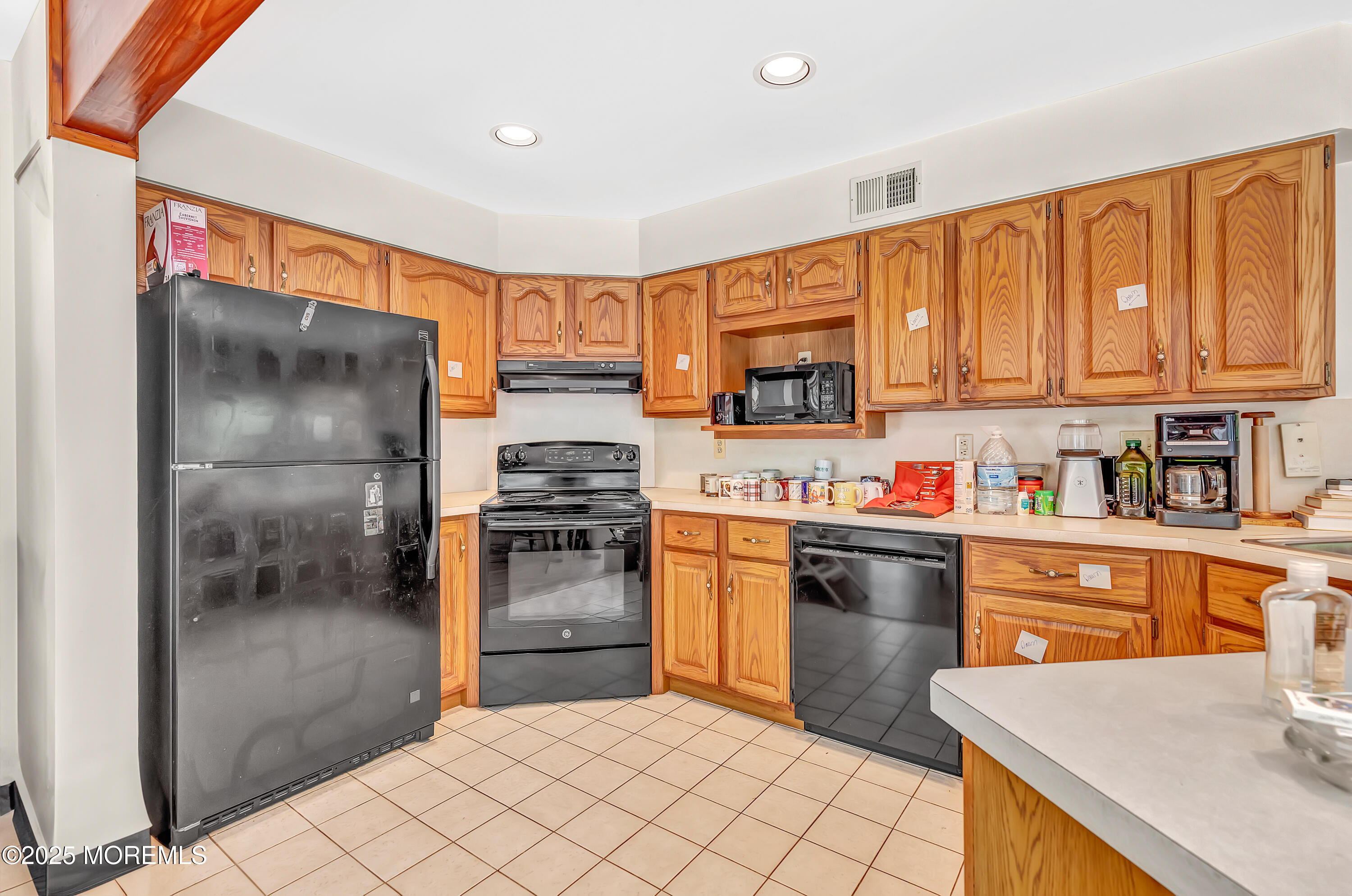 538 Perrineville Road Jackson, NJ 08527 - Photo 5 of 26 19