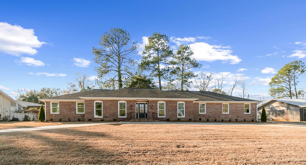 1107 Deerpath Road Dothan, AL 36303 - Photo 1 of 39 Main View