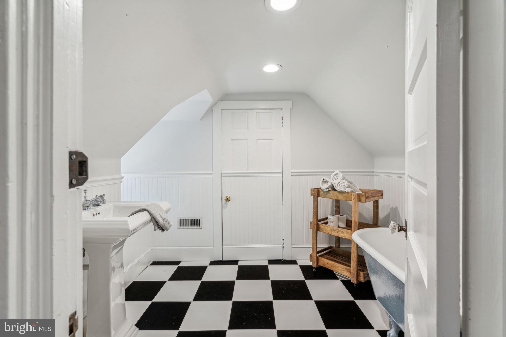 72 Old Eagle School Road Wayne, PA 19087 - Photo 26 of 31