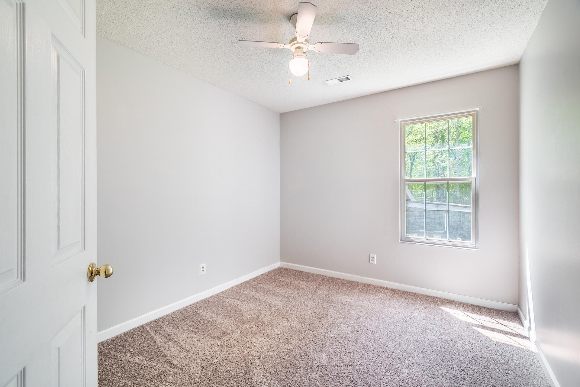 166 Two Hitch Road Goose Creek, SC 29445 - Photo 24 of 37 166TwoHitch-21